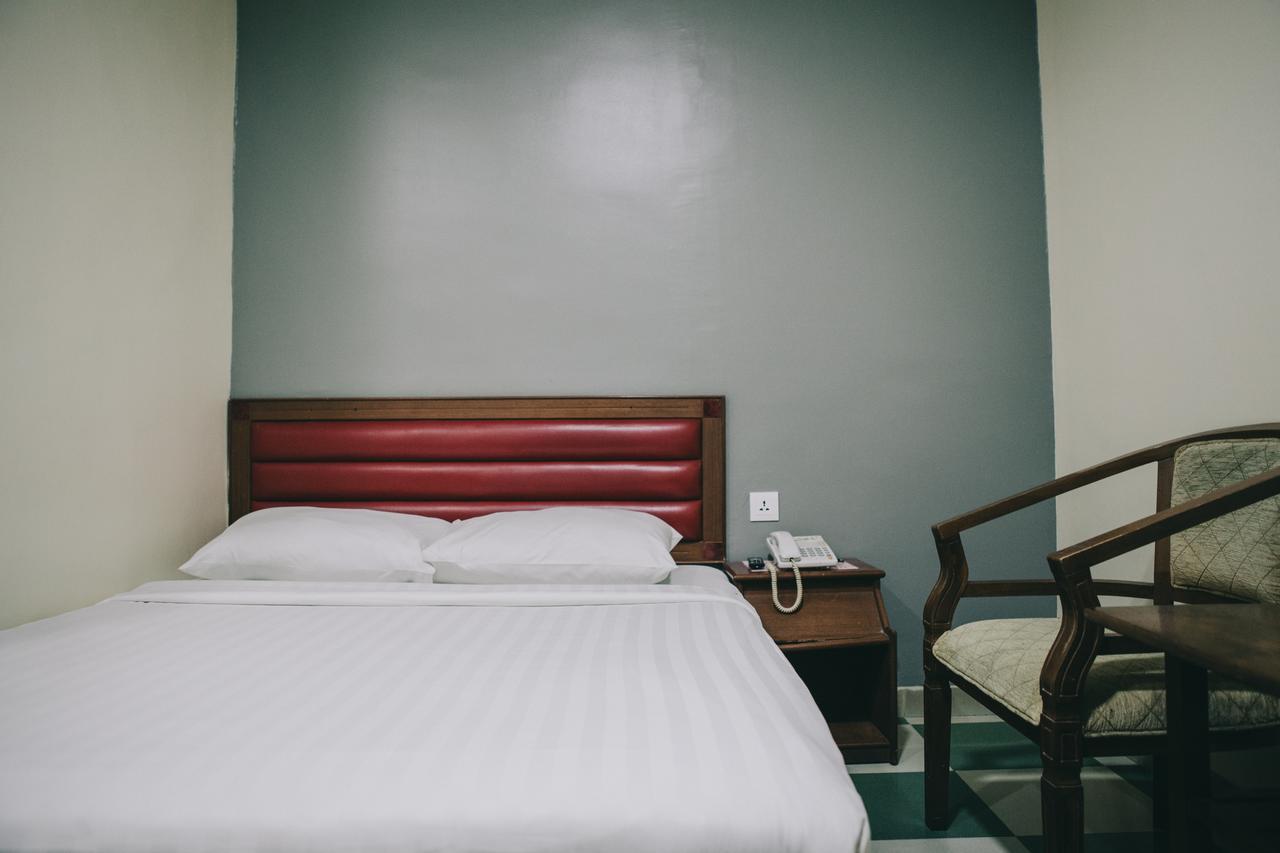 Hotel Gloris Batam Eksteriør billede