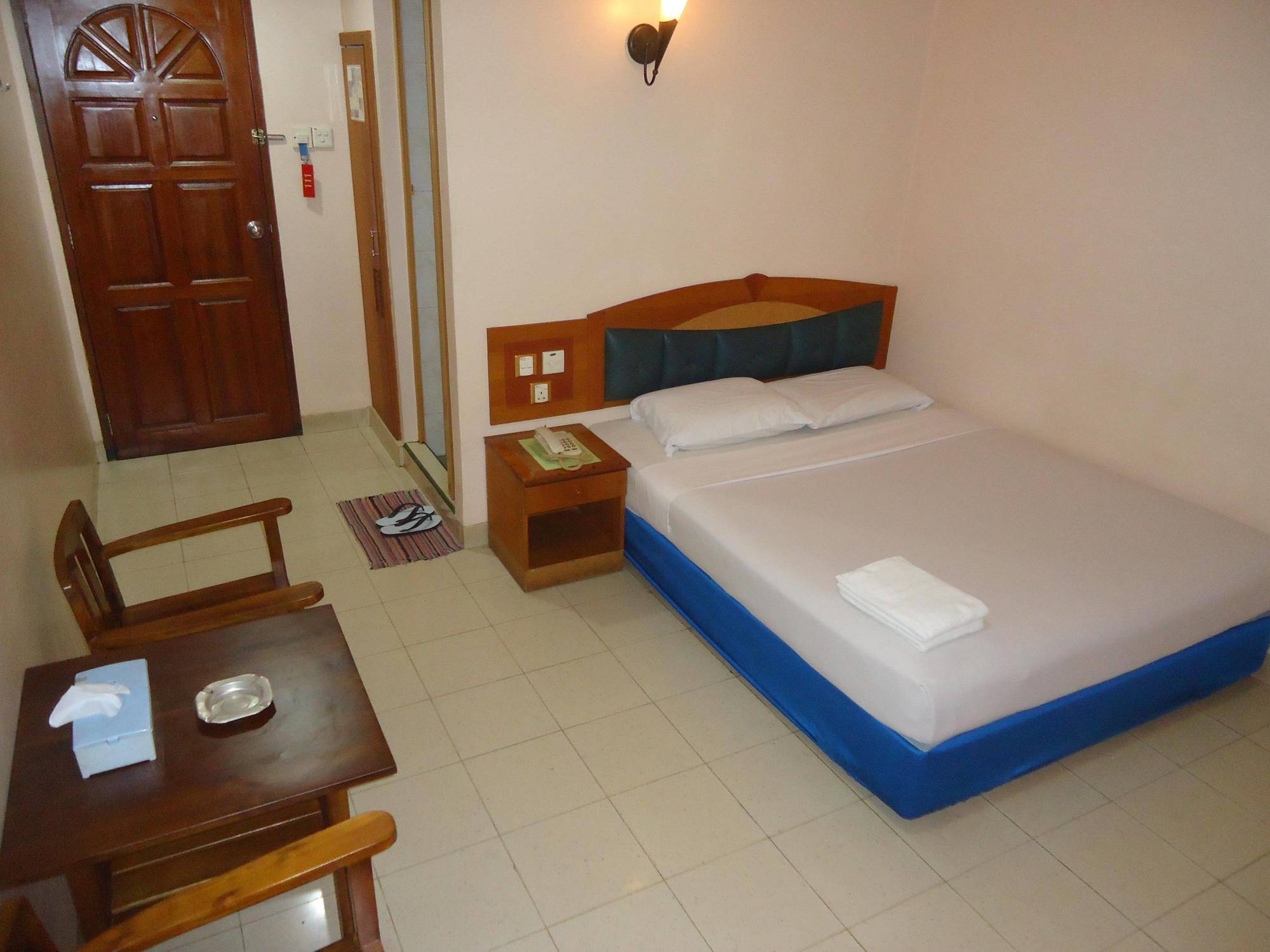 Hotel Gloris Batam Eksteriør billede