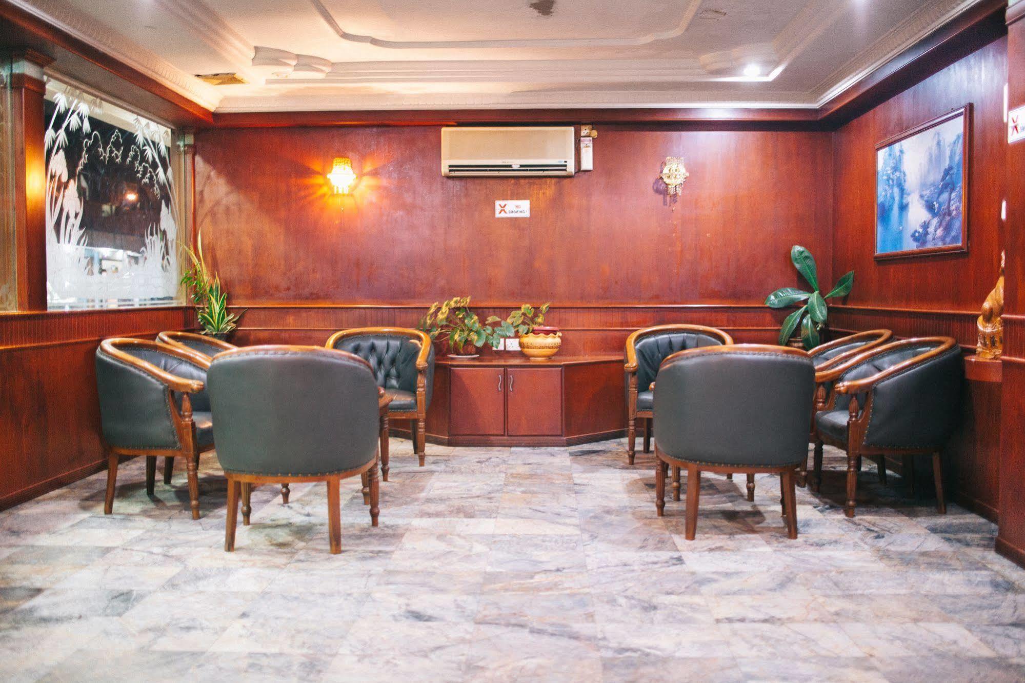 Hotel Gloris Batam Eksteriør billede